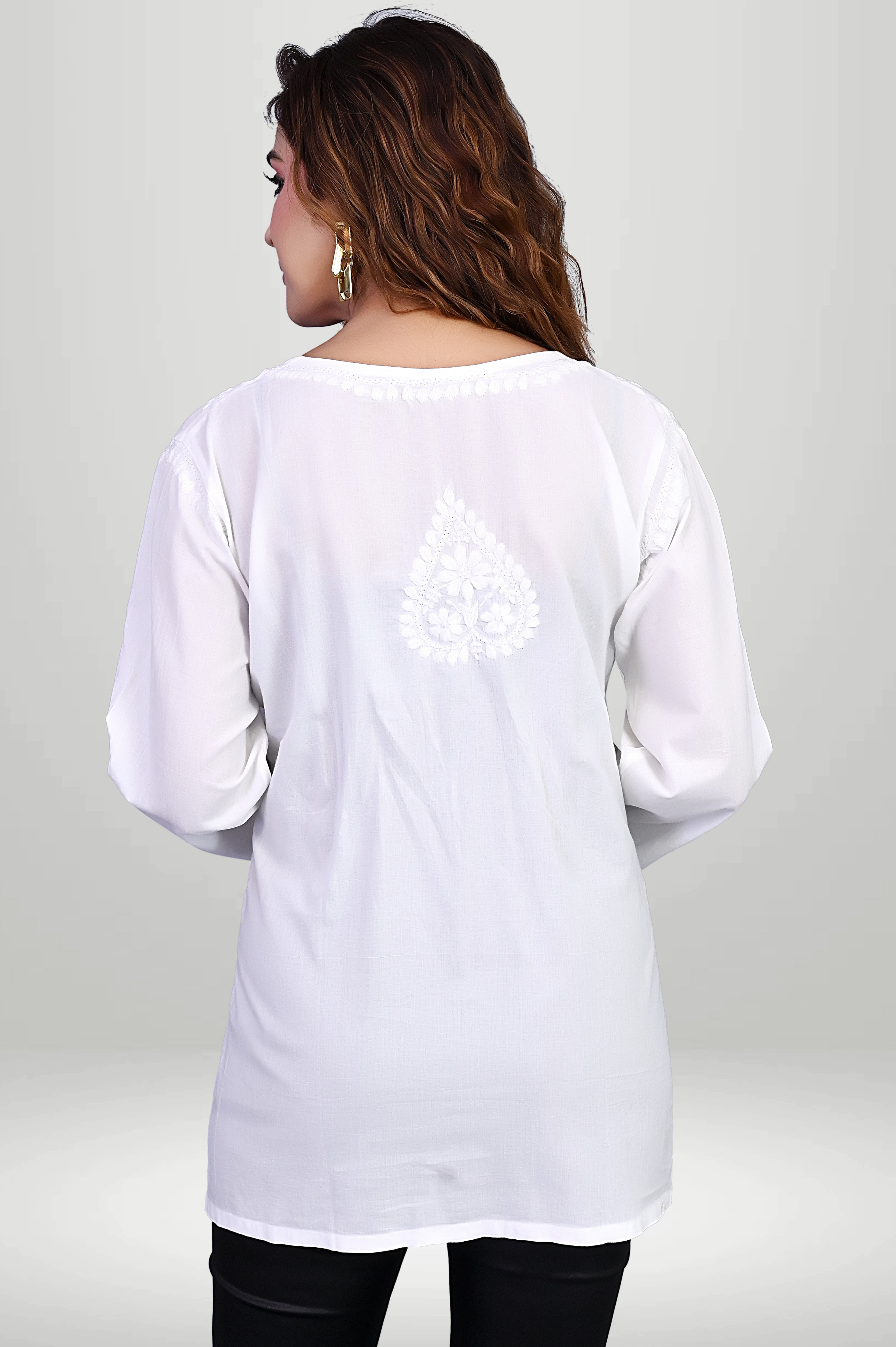 White Handcrafted Pintuck Chikankari Cotton Kurti |virtuore