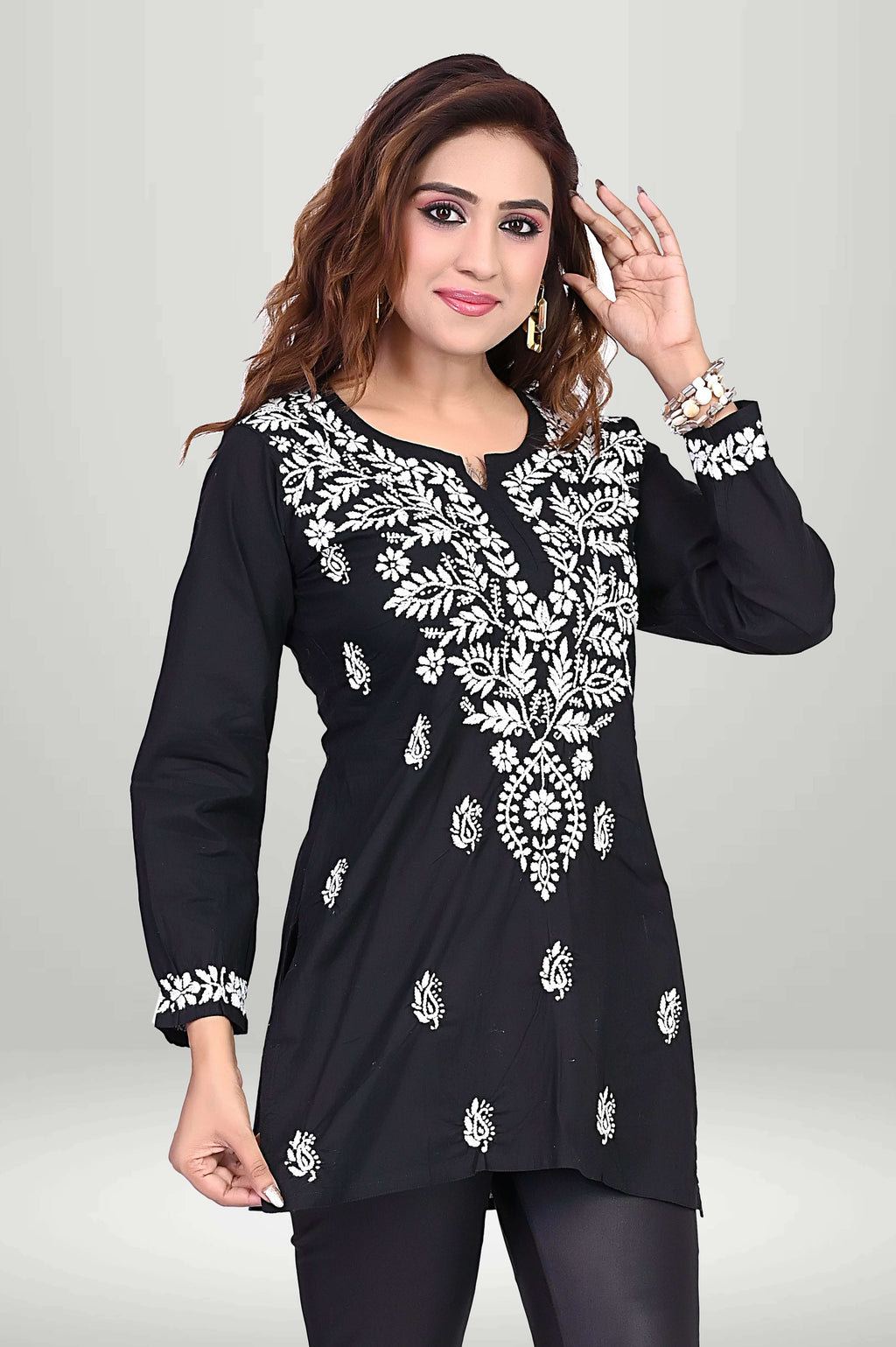 Black Chikankari Short Kurti – White Floral Motifs | virtuore